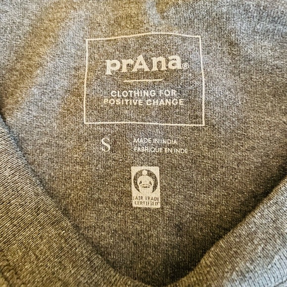 Prana Men’s T Shirt Small Long Sleeve Como Te Llama Graphic Tee Organic Cotton - Picture 6 of 6